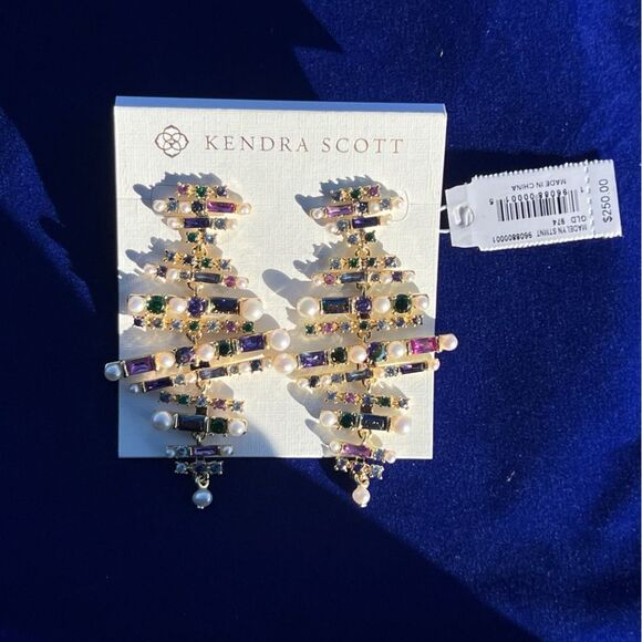 Kendra Scott Madelyn Statement Earrings - Picture 7 of 9